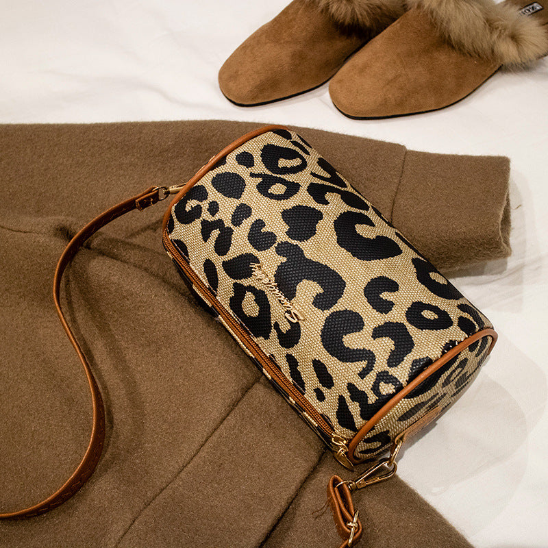 Wholesale Nylon Leopard Shoulder Messenger Bag